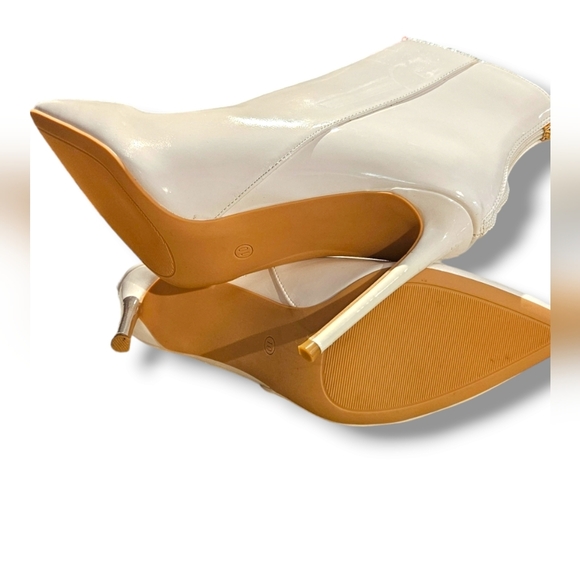 Patent leather stiletto ankle boots - Picture 6 of 8